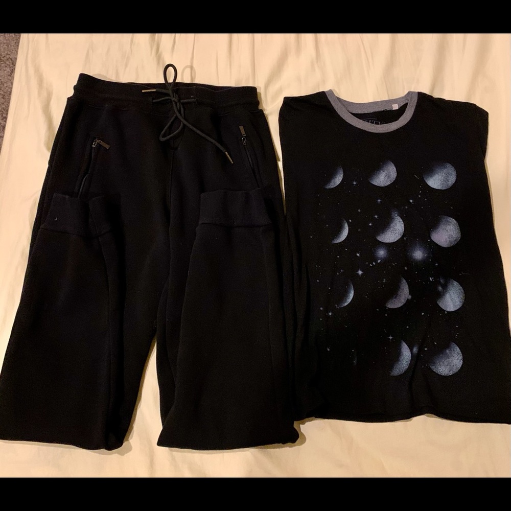 Black fleeced jogger + eclipse ringer Tee